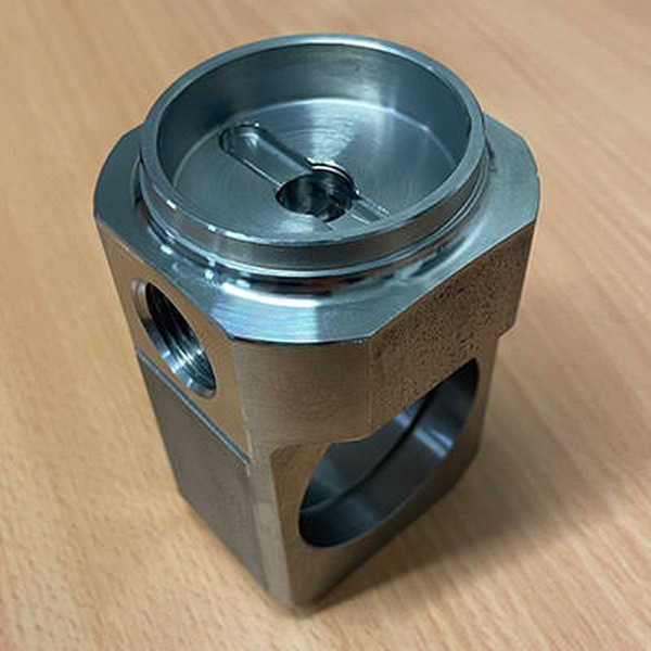 CNC-Frästeil Referenz 11