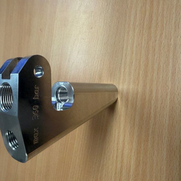 CNC-Frästeil Referenz 32